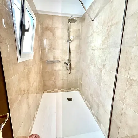 Weybeach4 -sea Frontline,plaza View,little Terrace *