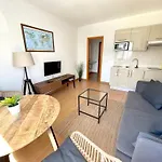 Apartamento Weybeach4 -sea Frontline,plaza View,little Terrace *