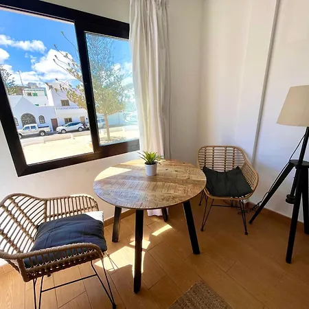 Apartamento Weybeach4 -sea Frontline,plaza View,little Terrace *