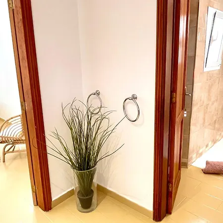 Weybeach4 -sea Frontline,plaza View,little Terrace * La Santa