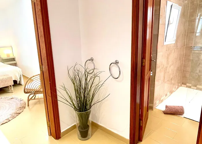 Weybeach4 -sea Frontline,plaza View,little Terrace * La Santa